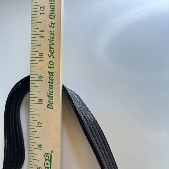 Vera Bradley Barcelona Black White Quilted Geo Print Red Accents Shoulder Bag - Picture 14 of 14